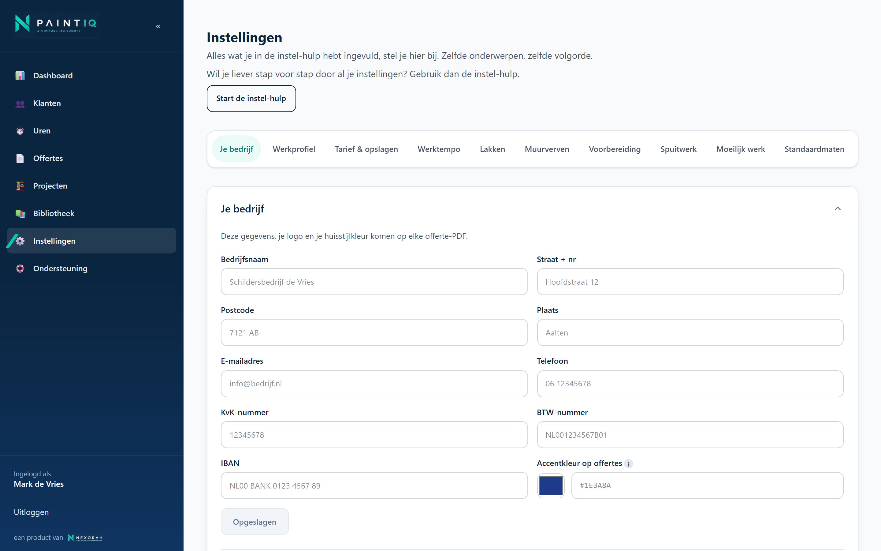 Instellingen in PaintIQ met tabbladen voor bedrijf, werkprofiel, tarief en opslagen, werktempo, lakken en meer